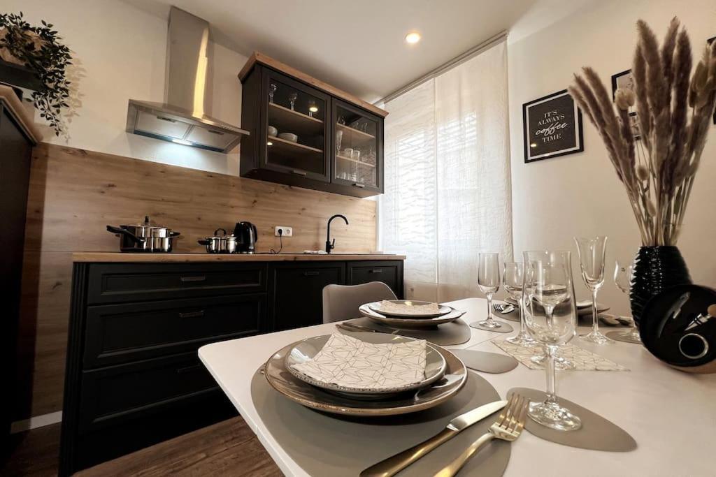 Ar Apartments III I 4 Pers I Modern I Schillerapartment Рудолщат Екстериор снимка